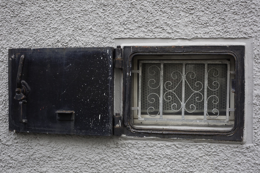 Kellerfenster